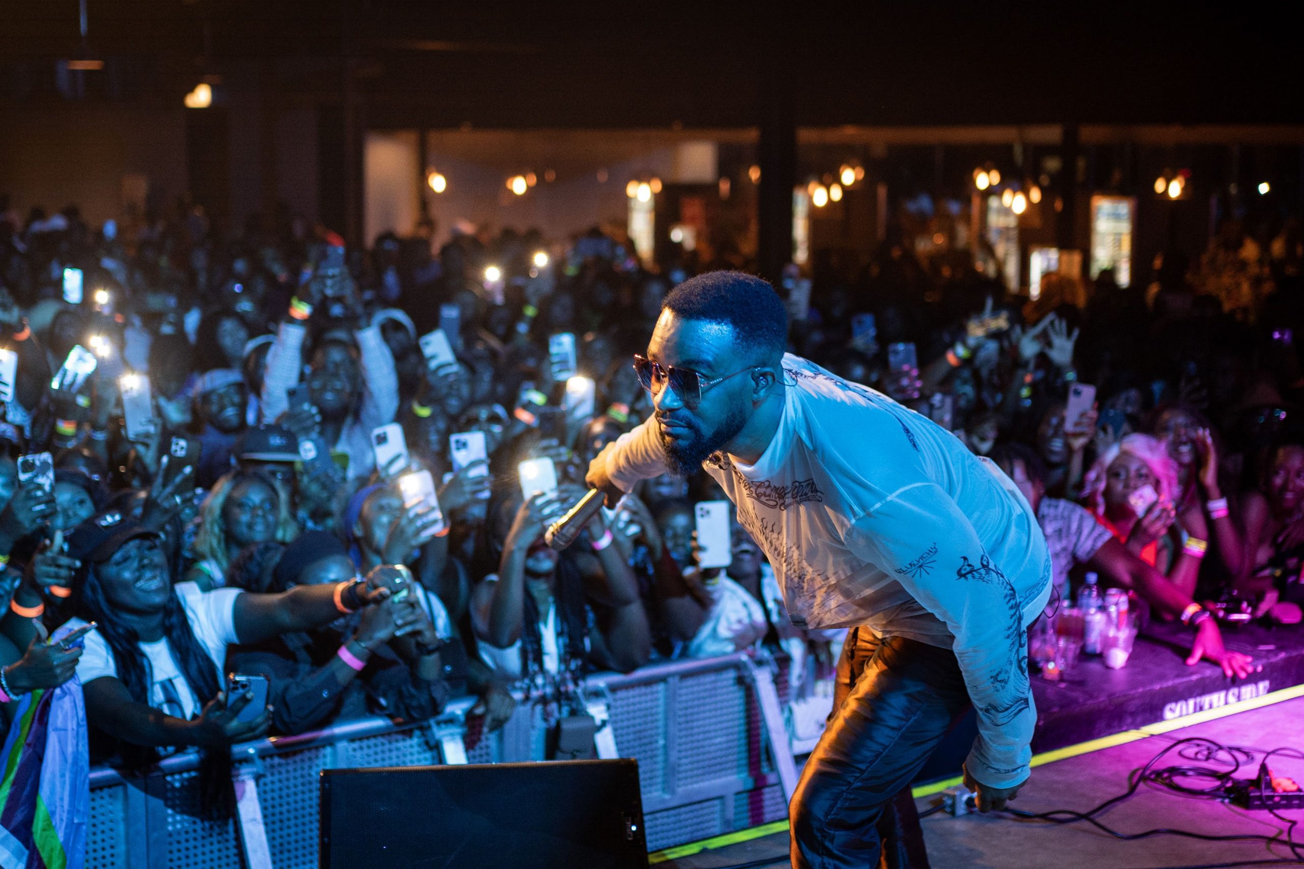 Shooting photo sur scène concert artiste Fally Ipupa